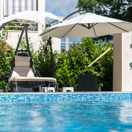 Apartments Rivijera Херцег-Нови Экстерьер фото